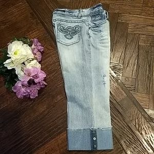 💙NO BOUNDARIES  jeans Capri shorts💜